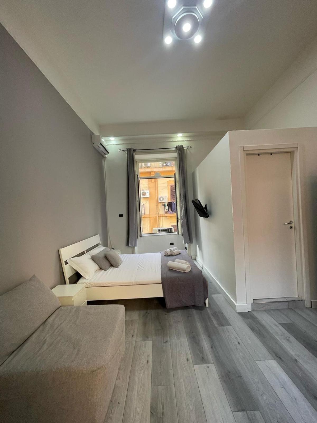 B&B San Ferdinando Napoli Buitenkant foto